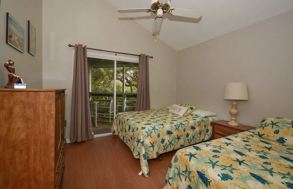 SV267 - Sea Woods by RedAwning