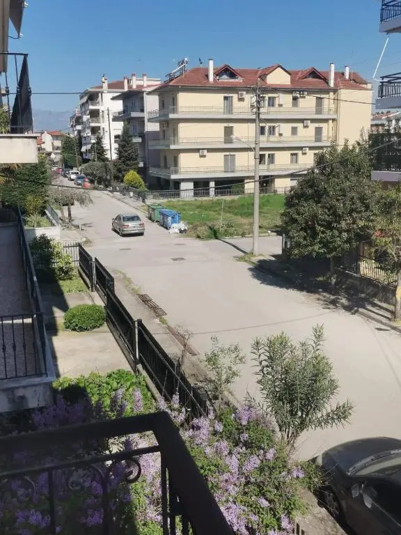 Quiet Apartment Close to the Center of Trikala
