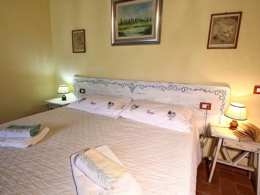 Escape to Vineyards, Elba