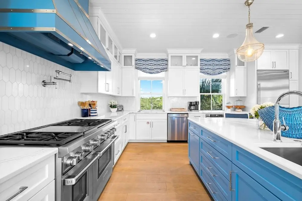 Gulf Front Views - "All Decked Out" Luxurious WaterColor Home - Steps to the Beach Club home