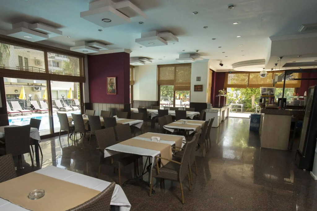 Azalea Apart Hotel