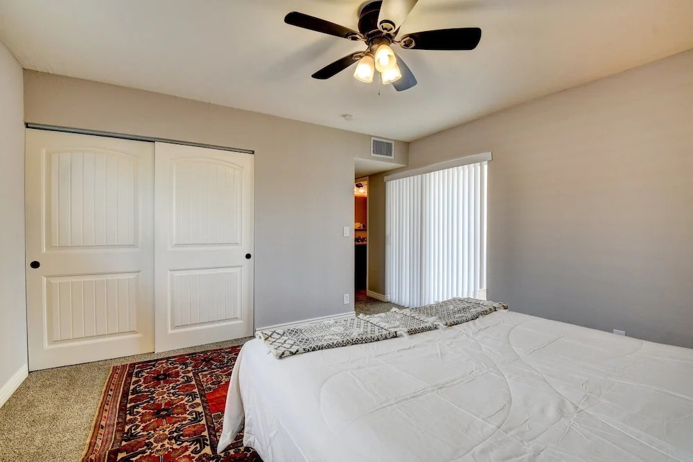 Designer Desert Escape In Old Town W/ Private Pool 4 Bedroom Home