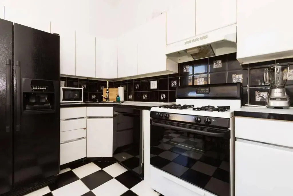 2000 sq ft Luxury 4bd Union Square Apartment