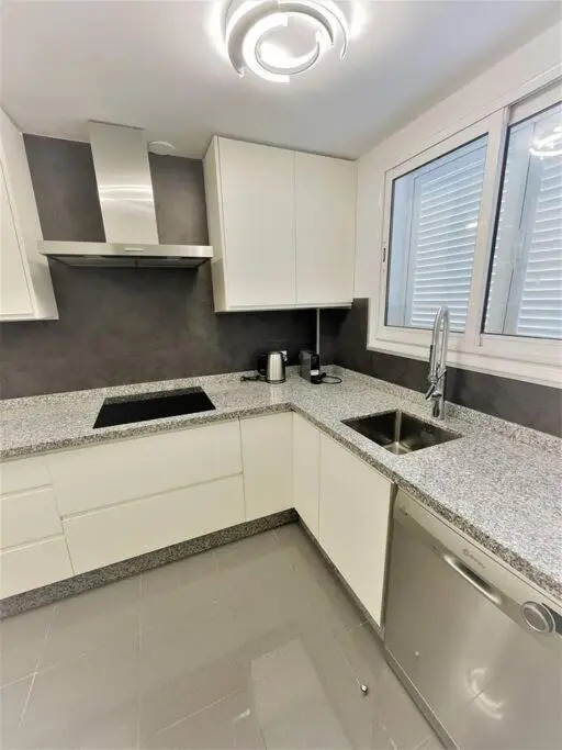 Modern and New 2 bed room Townhouse PA01