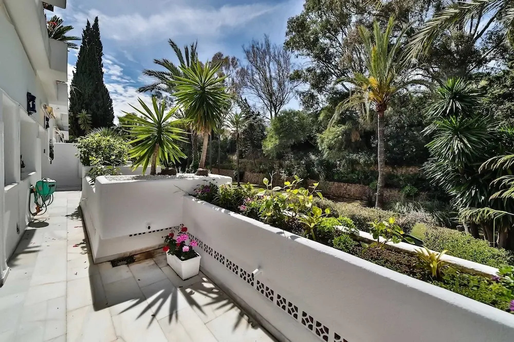 Luxury Apartment On The Golden Mile