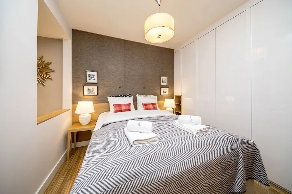 Golden Apartament by Your Freedom