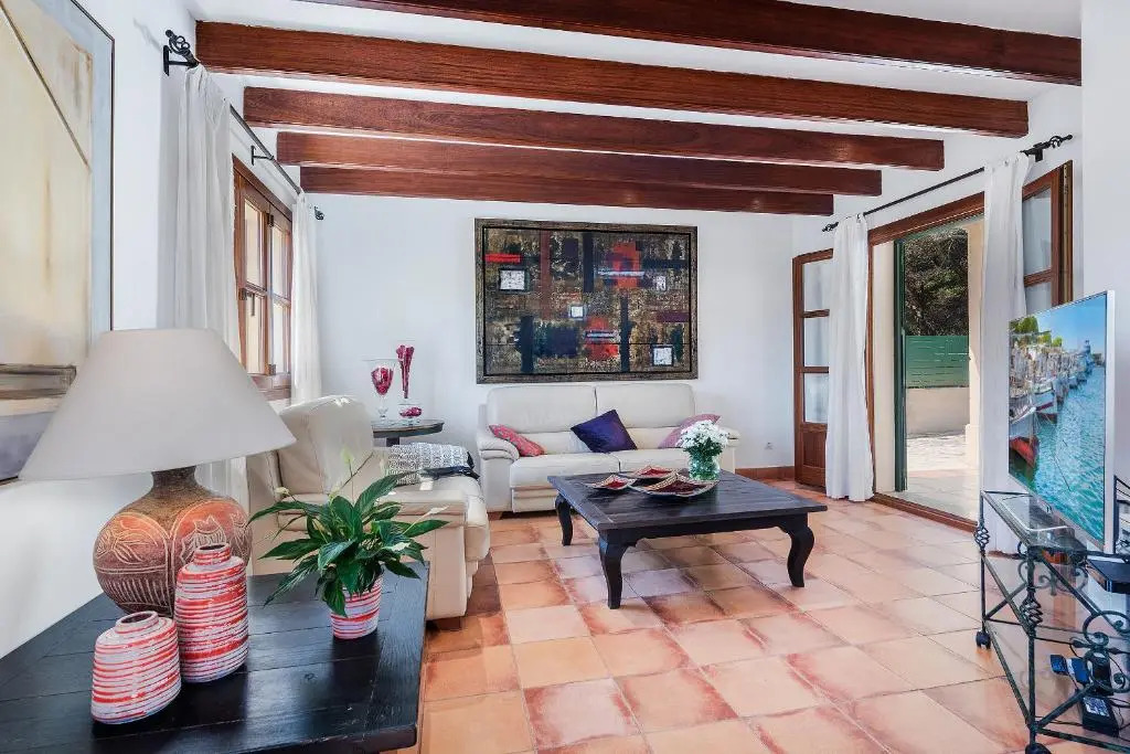 Casa Martina - Private Pool & 150m from the Beach
