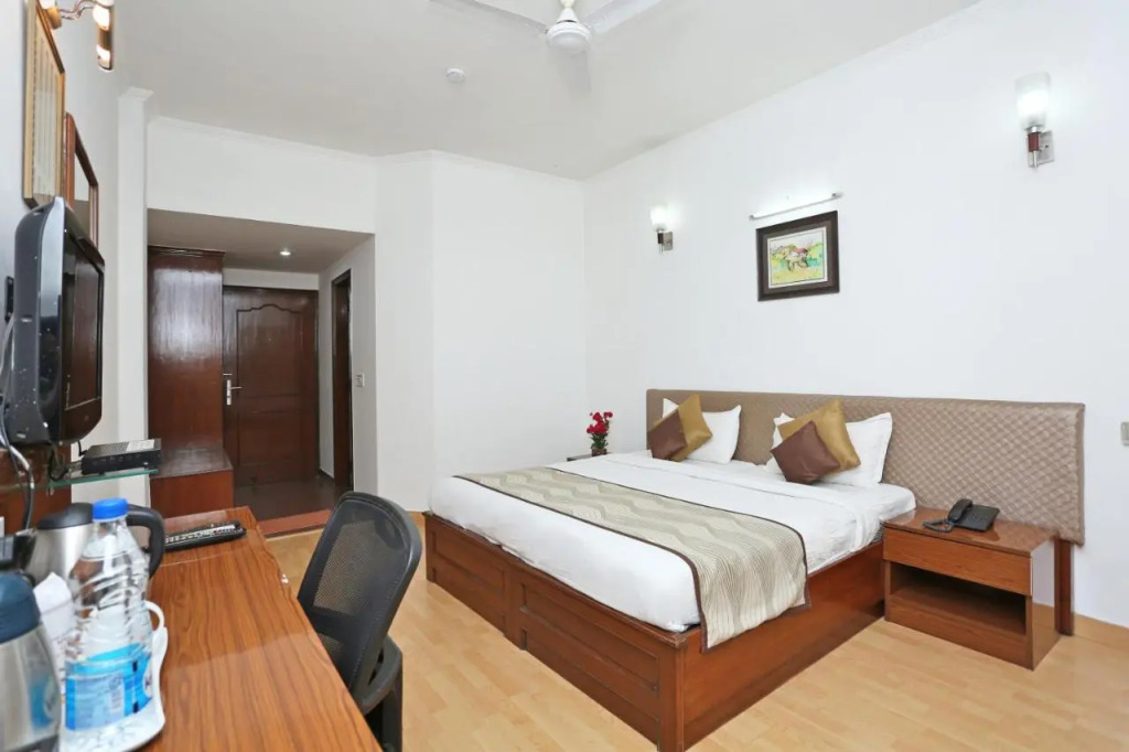Hotel Windsor Castle Cyber City