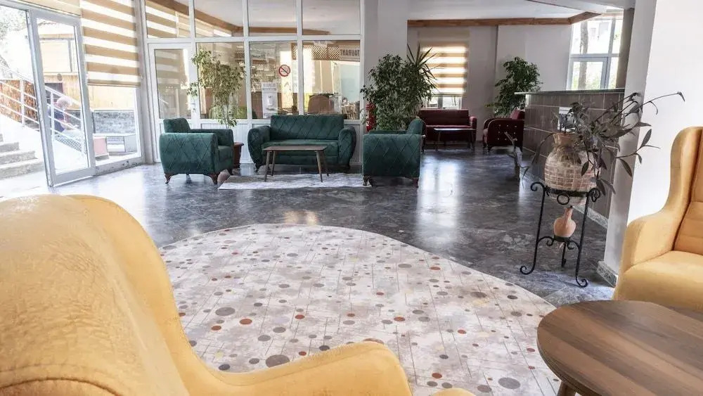 Side Spring Hotel