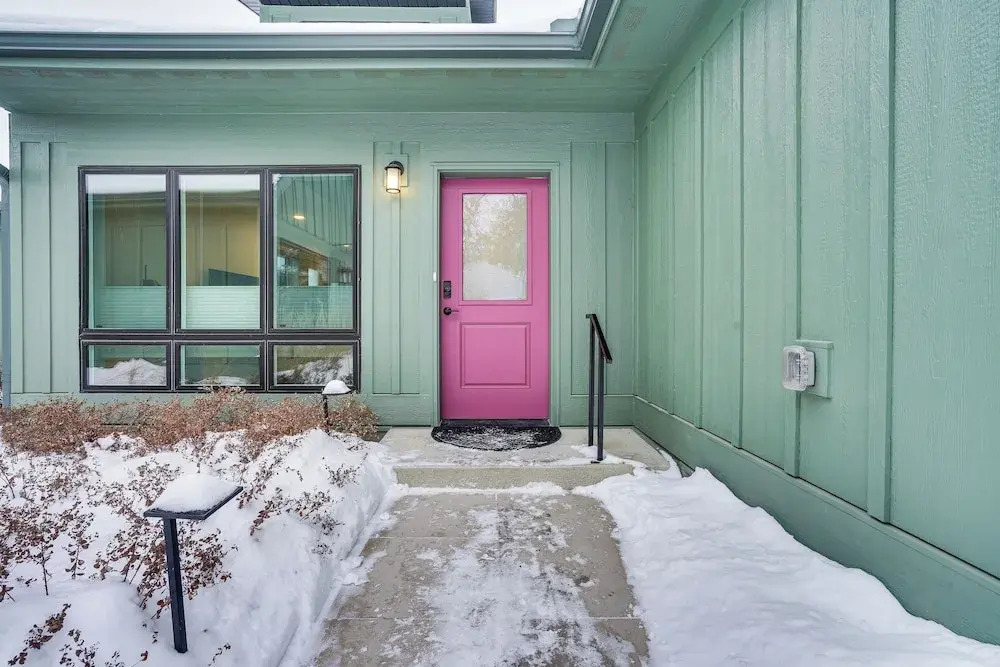 < 1 Mi to Carleton College: Wfh-friendly Apartment