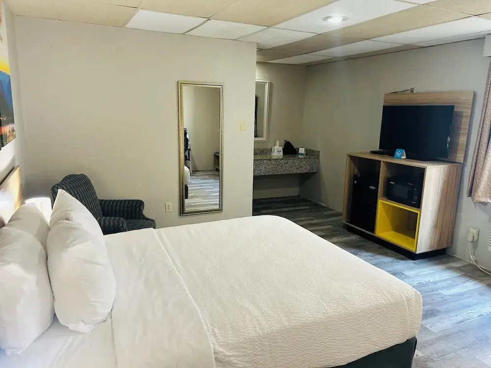 Days Inn by Wyndham Wheatland