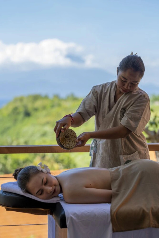 Deep Roots Dive & Yoga Resort