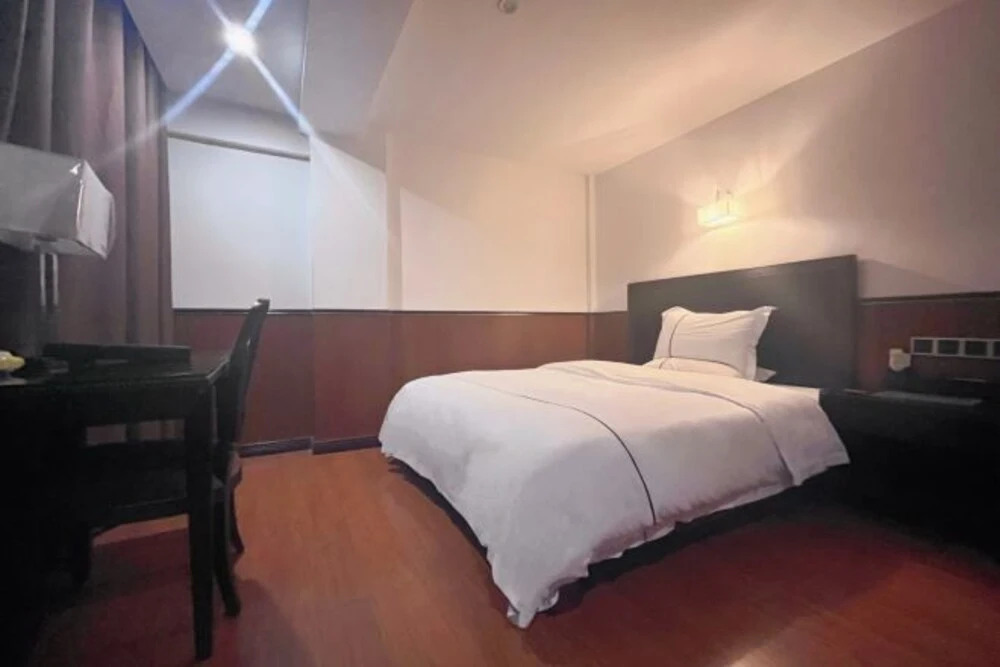 Phoenix Hotel