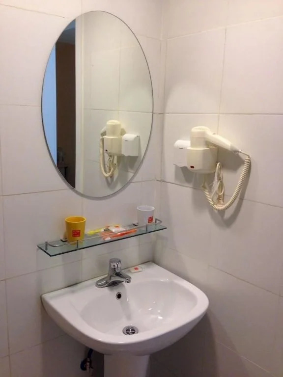 Home Inn- Chengdu Liang Jia Lane North Station Branch