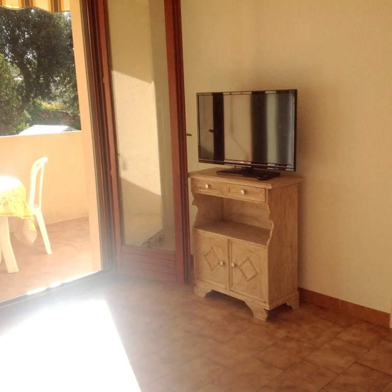 Apartment With 2 Bedrooms in Cavalaire-sur-mer, With Wonderful City Vi