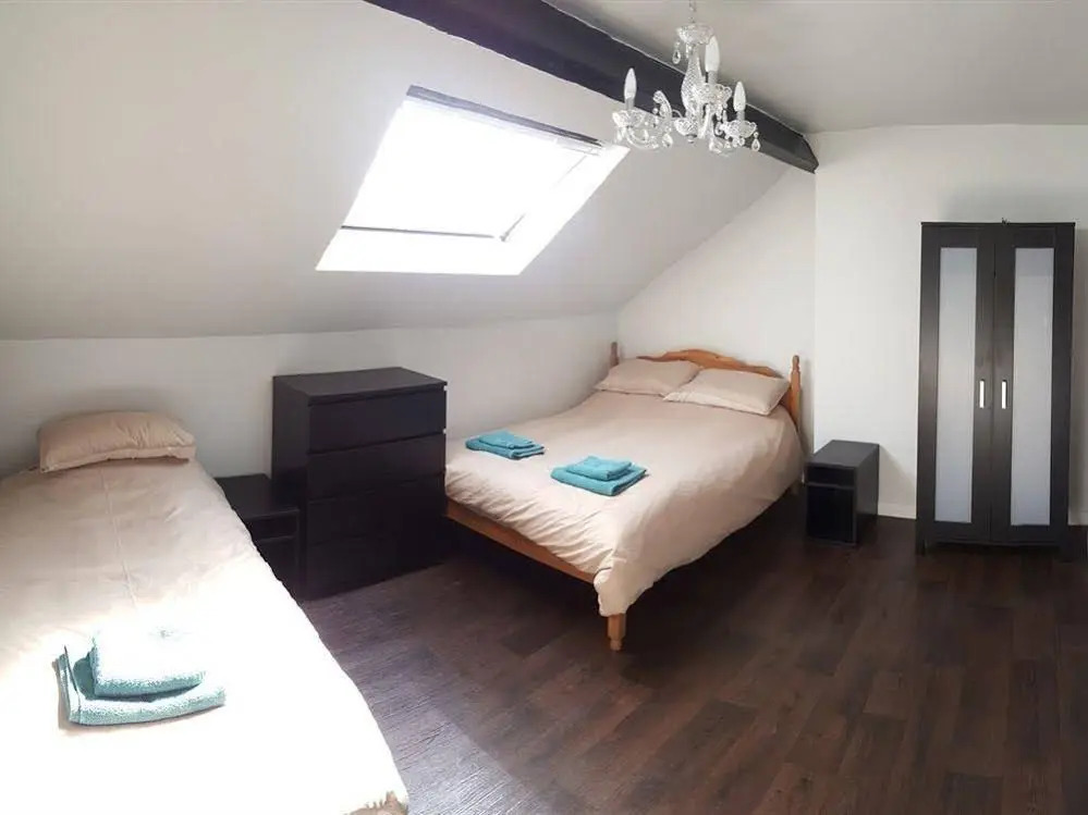Shaftesbury Avenue Townhouse