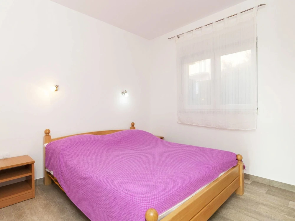 Spacious Apartment in Zecevo Rogoznicko With Terrace