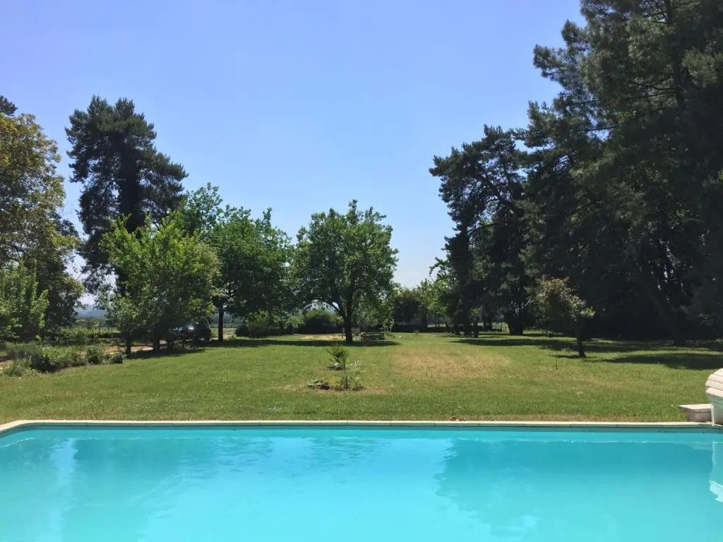Gite du Calme 3 Star Bed & Breakfast Cognac