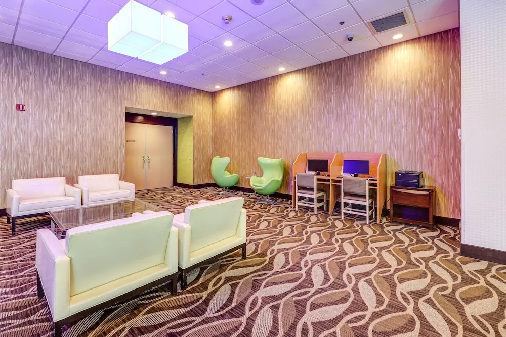 Atlantic Palace Suites