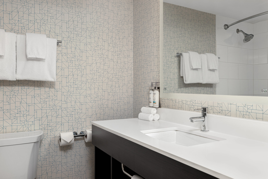 Holiday Inn Express Windsor Waterfront by IHG