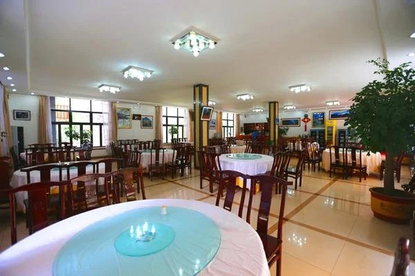 Shangri-La Balagezong Shuizhuang Hotel