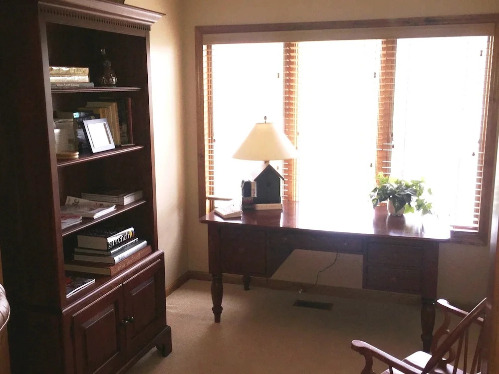 Adironacks #1 2 Bedrooms 2 Bathrooms Condo