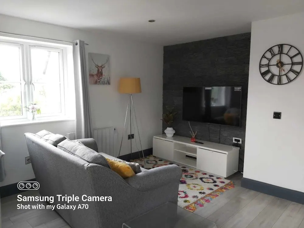Rugby - Apartment - Sleeps 4 - Parking