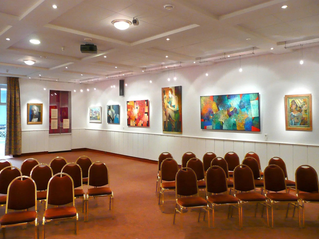 Pannonia Hotel