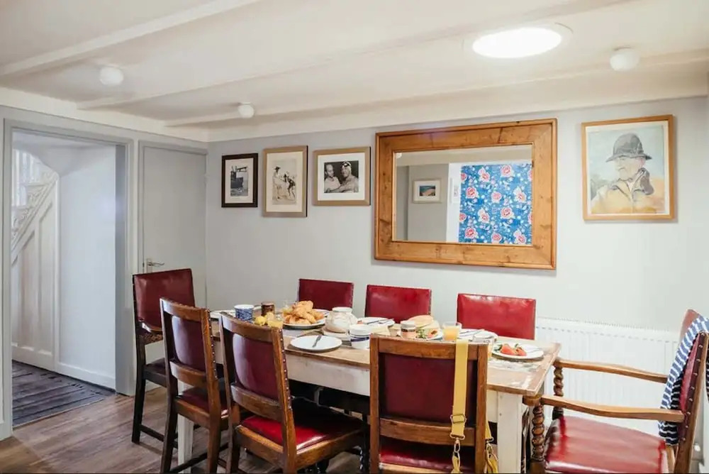 6 Barnoon Terrace