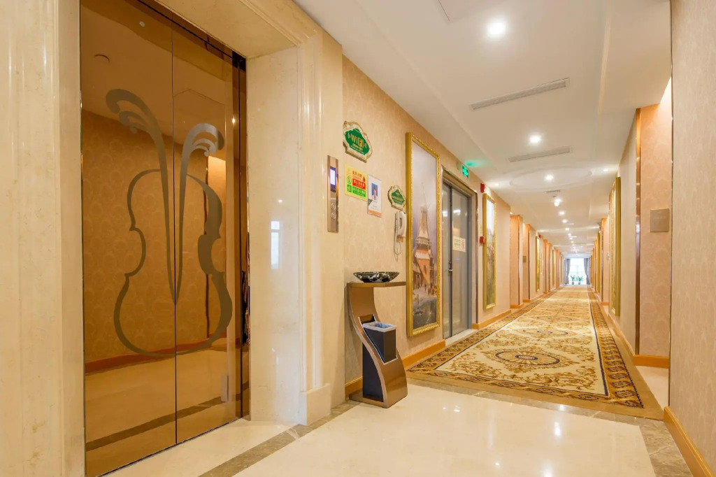 Vienna Hotel (Guangzhou Zengcheng Wanda Plaza Metro Station Branch)