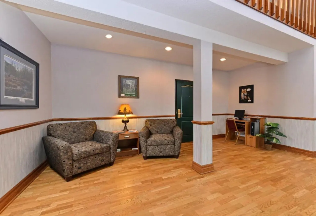 Northwoods Best Inn - Chetek