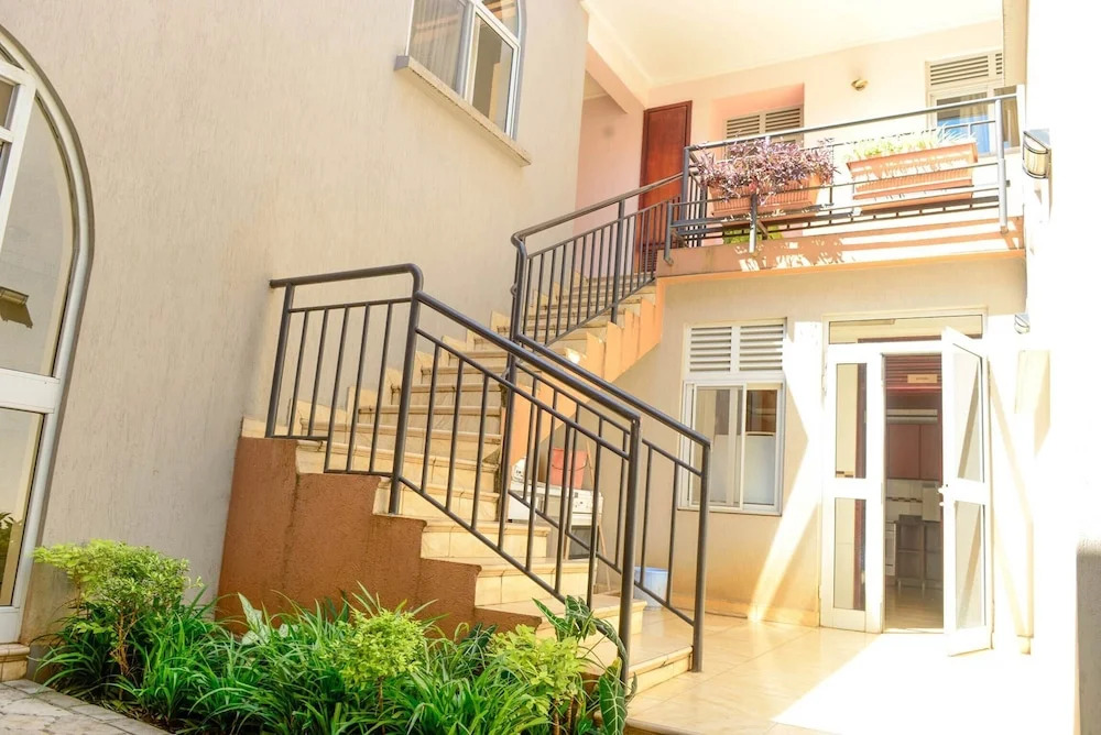 Enjoy you vacation wail staying in this Single room fit for 2 people