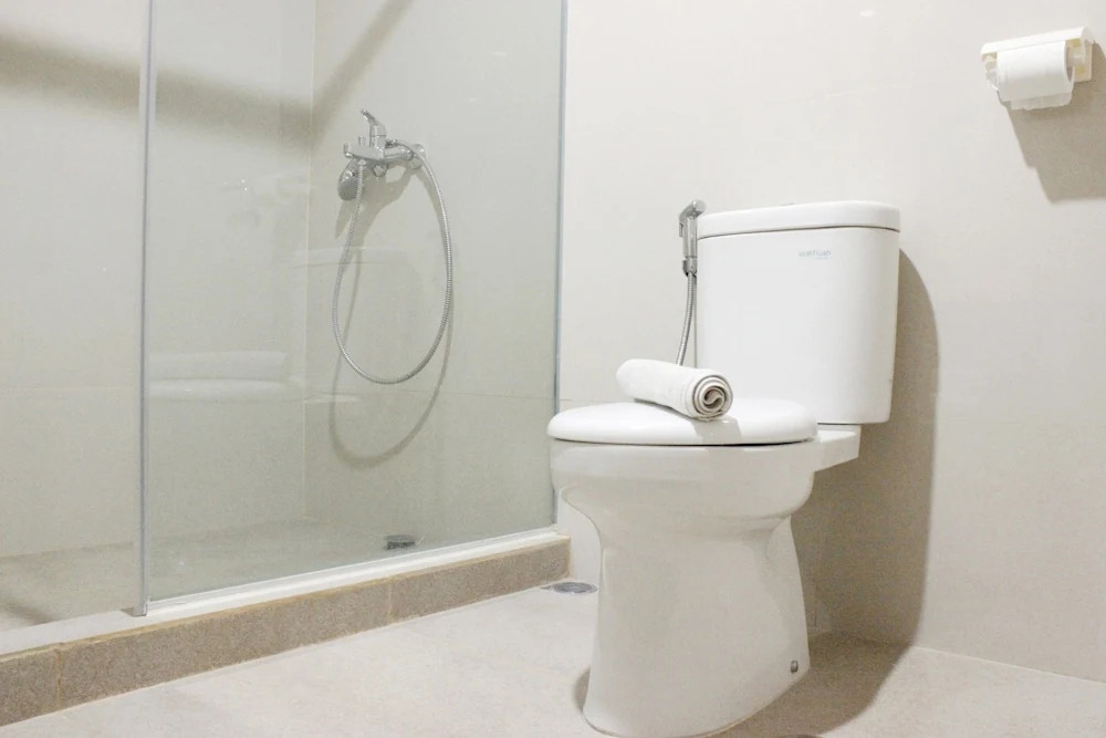 Homey 4Br Apartment at Landmark Residence