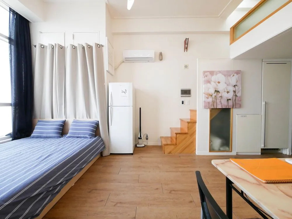 Travel House