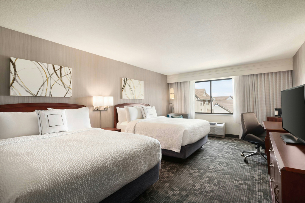 Courtyard By Marriott Salinas Monterey