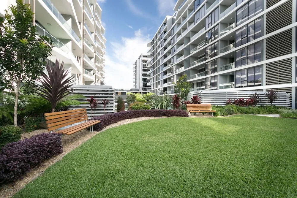 Chic CBD Pad + Pool + Gym + Sauna + Parking