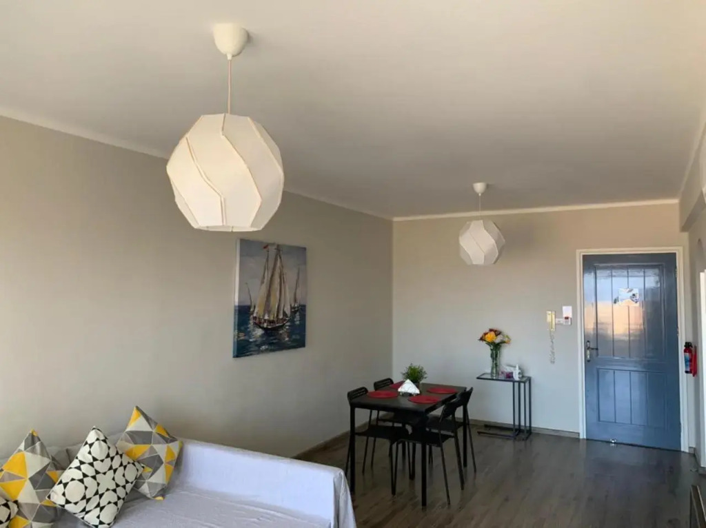 Modern and stylish 1 bedroom apartment in King's Palace