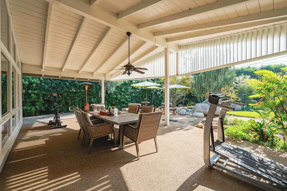 Airy Large Backyard Oasis Perfect Family Getaway