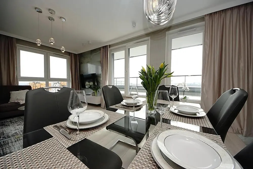 BillBerry Apartments - 16th Floor