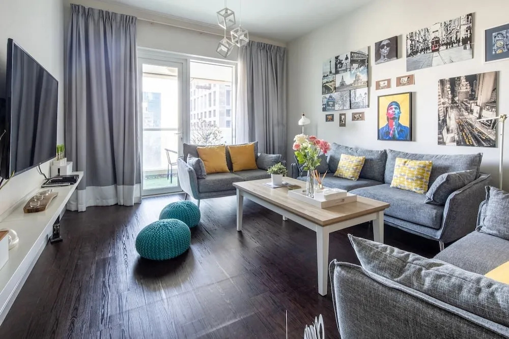 Unique & Contemporary 2BR in Dubai Marina!
