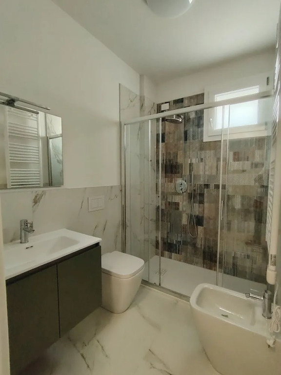 Modern Flat for 5 Guests With Private Fenced Garden