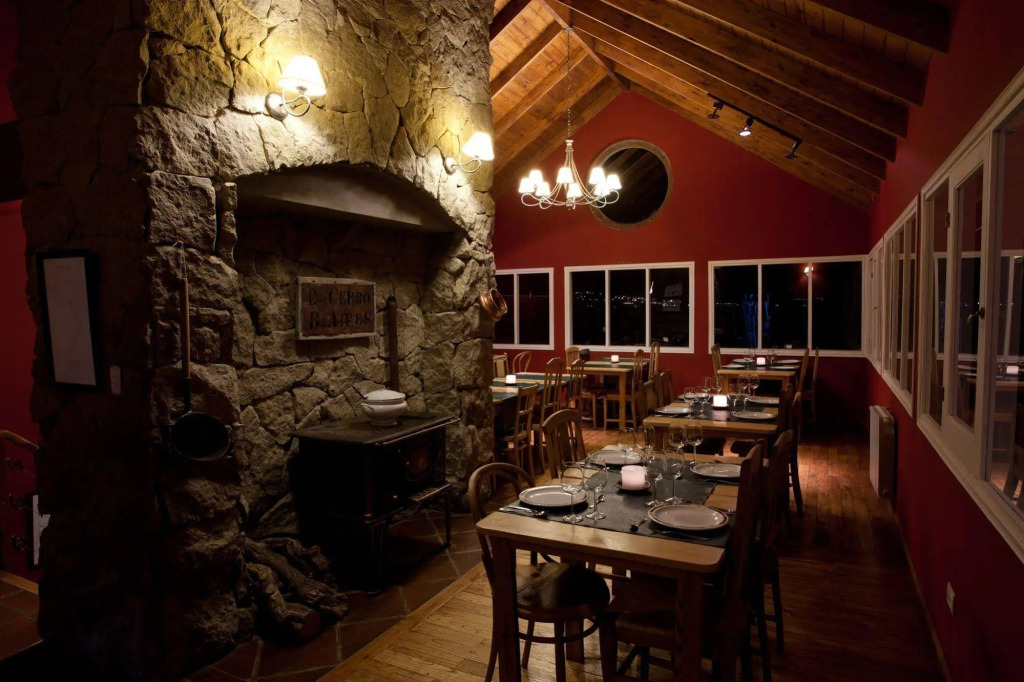 Hosteria Cauquenes De Nimez