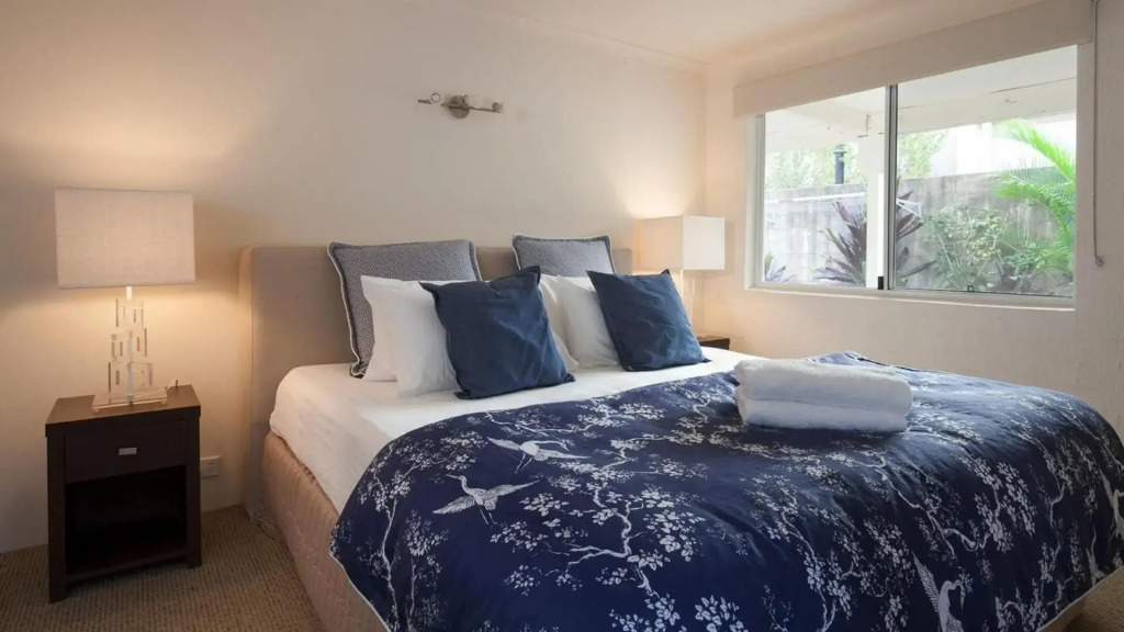 Belmore Terrace Perfect Pad Just 100 metres to the beach