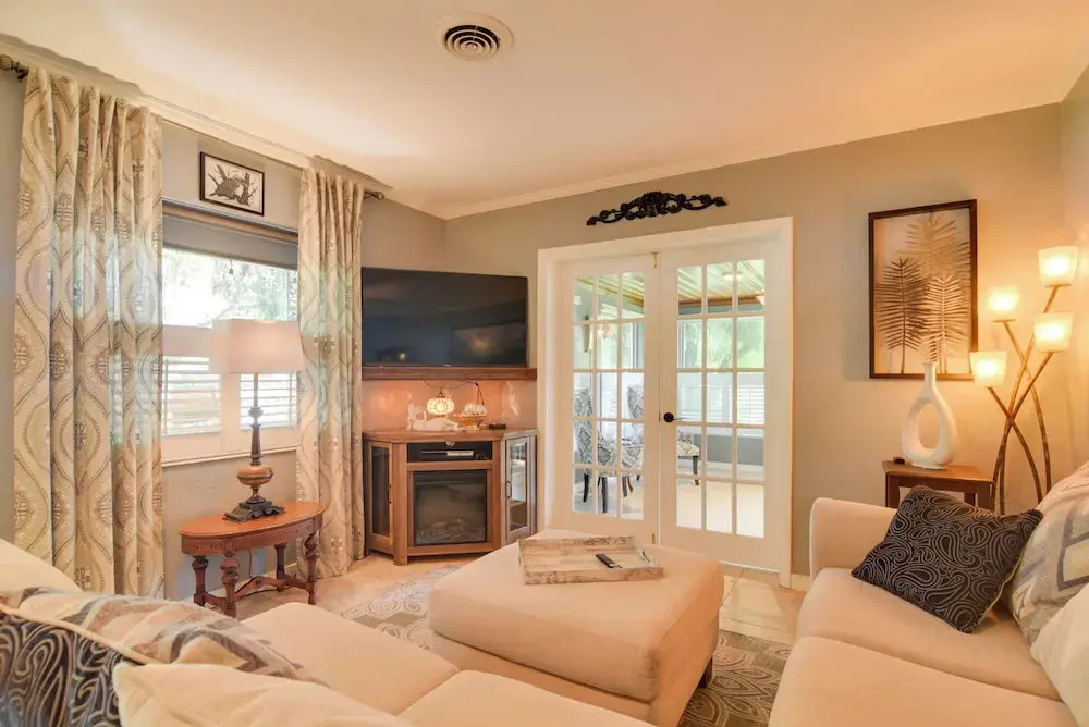 Riverfront Getaway w/ Hot Tub & Game Room!