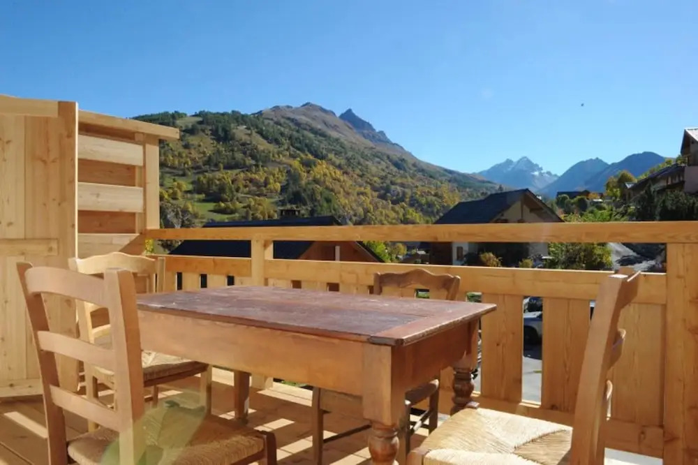 Apartment With 3 Bedrooms in Valloire, With Wonderful Mountain View, Furnished Garden and Wifi