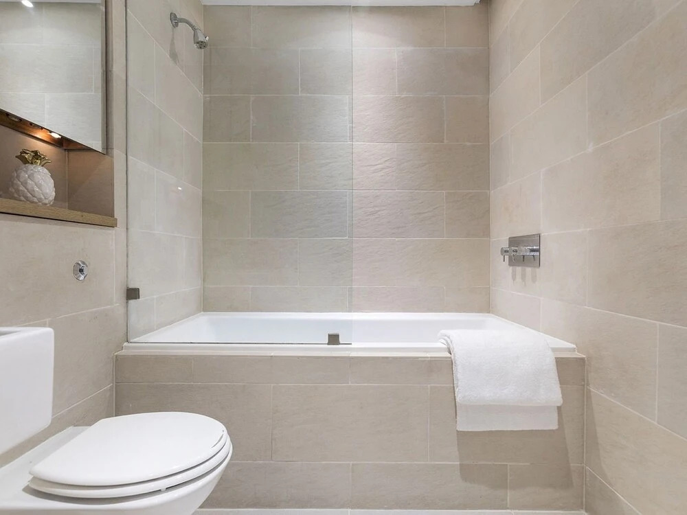 Kensington Holiday Stay