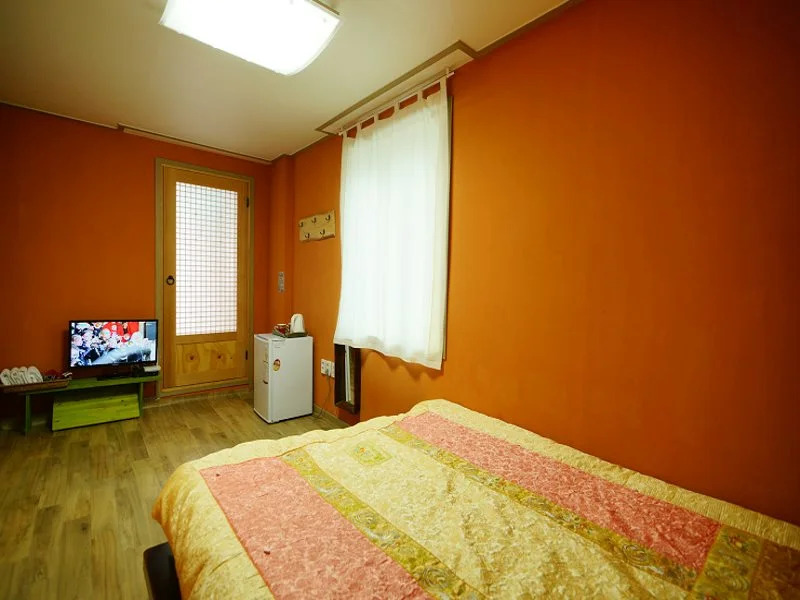 Jeonju Kim Myeong Ok Pension