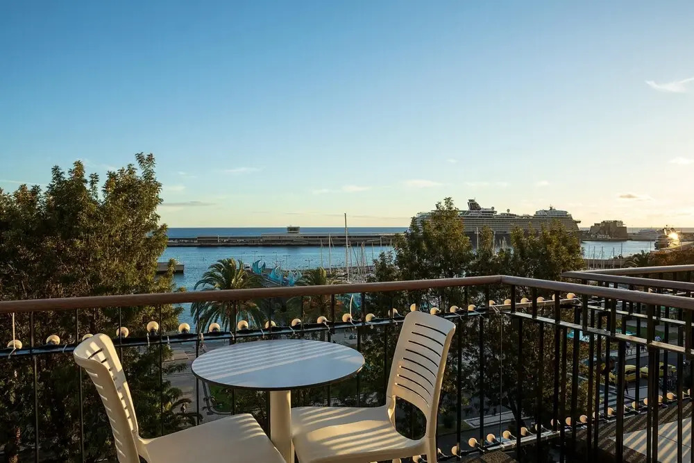 King David Suites 502 by Homie