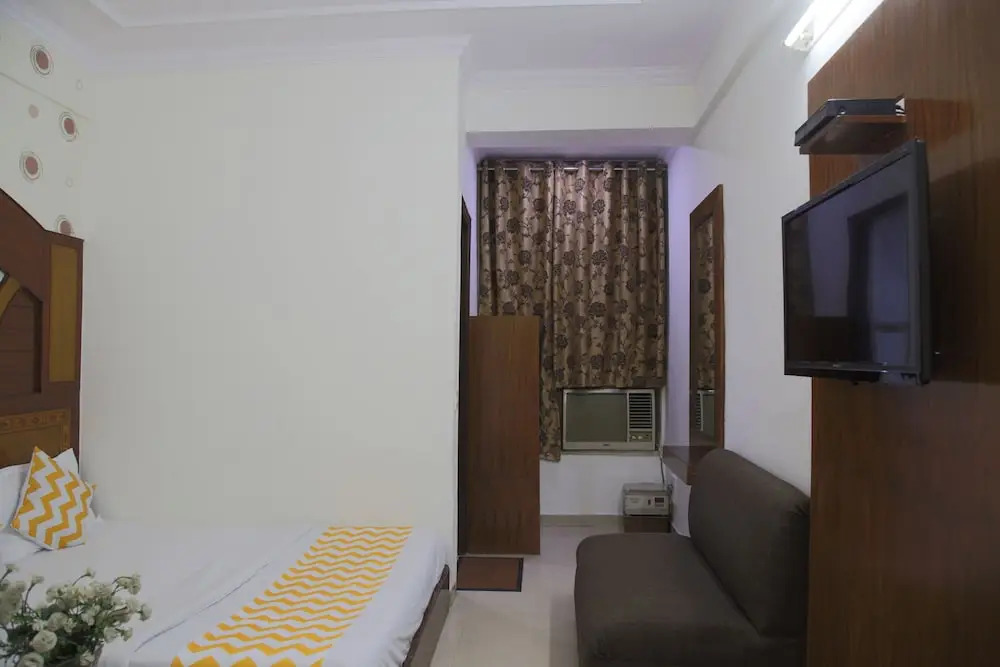 Fabhotel New Delhi Station