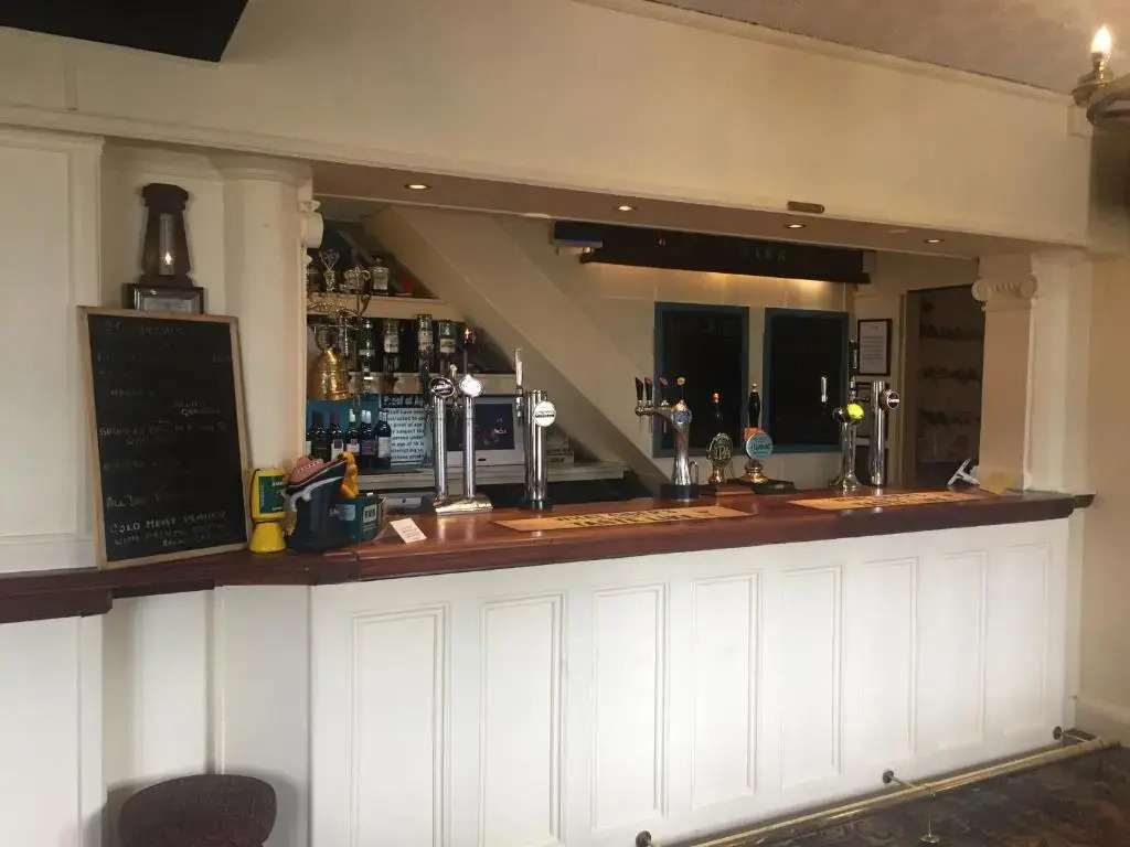 Halfway House Inn